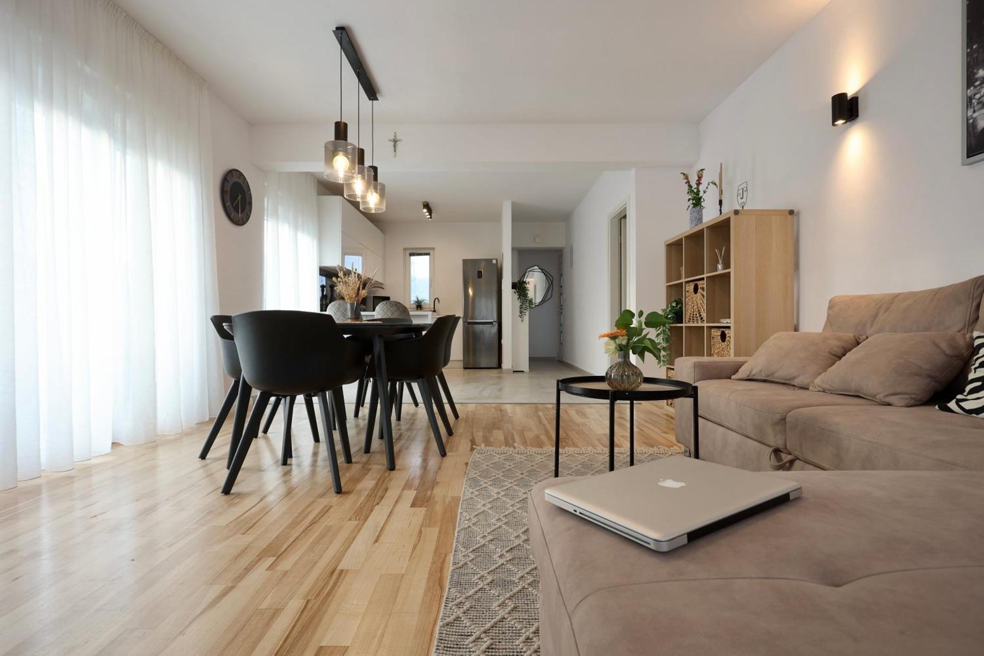 Holiday Home Tia Сплит Экстерьер фото